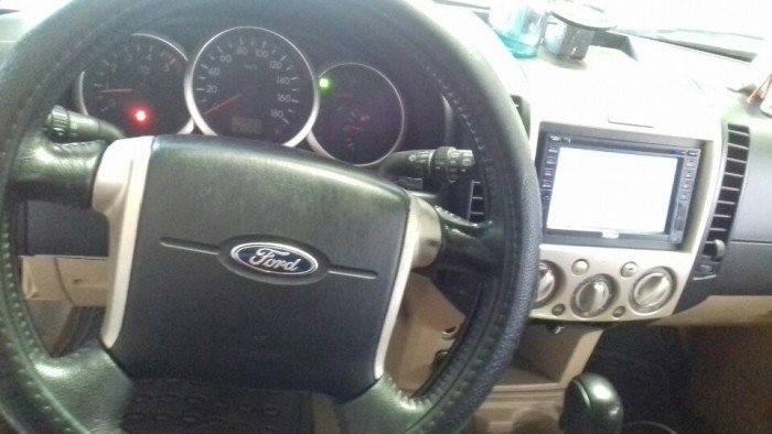 Ford everest 2.5AT 2009 bstp xe cự chất, đẹp miễn bàn