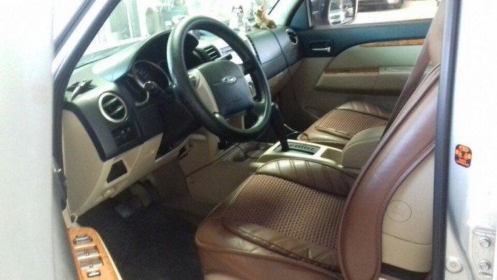 Ford everest 2.5AT 2009 bstp xe cự chất, đẹp miễn bàn