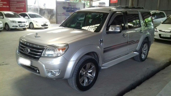 Ford everest 2.5AT 2009 bstp xe cự chất, đẹp miễn bàn