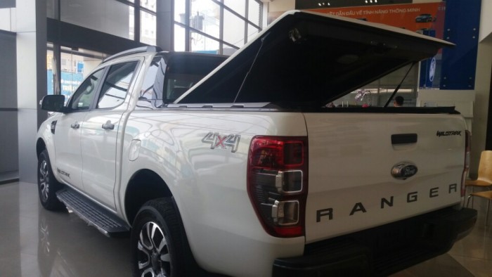 Giá xe Ford Ranger Wildtrak 2.0L tốt nhất, tặng phụ kiện đi kèm, trả góp lãi suất thấp