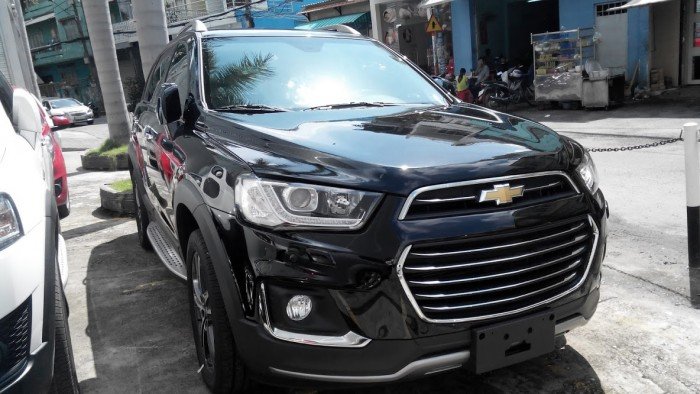 7 chỗ Chevrolet Captiva Revv 2.4LTZ, nhiều màu, vay 90% giá trị xe