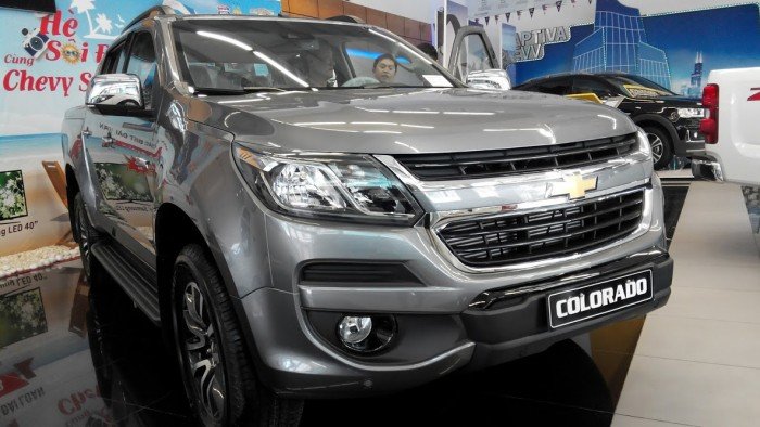 Bán tải Chevrolet Colorado 2.5LT(4x4) 2017 diesel Nhập khẩu Giá Tốt Nhất