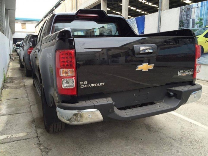 Bán tải Chevrolet Colorado 2.5LT(4x4) 2017 diesel Nhập khẩu Giá Tốt Nhất