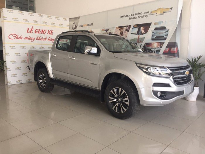 Bán tải Chevrolet Colorado 2.5LT(4x4) 2017 diesel Nhập khẩu Giá Tốt Nhất