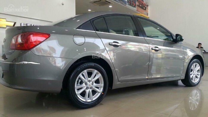 Cruze 2017 hiệu quả kinh doanh tốt, sử dụng gia đình đẳng cấp, trả góp đơn giản, lấy xe liền