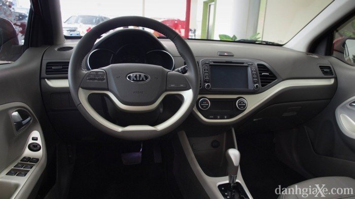 Kia Morning khuyến mại cực sốc chỉ còn 325tr, hỗ trợ trả góp 80% giá trị xe