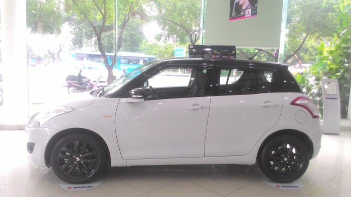 Suzuki Swift 2017 Khuyến mãi HẤP DẪN, Trả góp 8tr/tháng