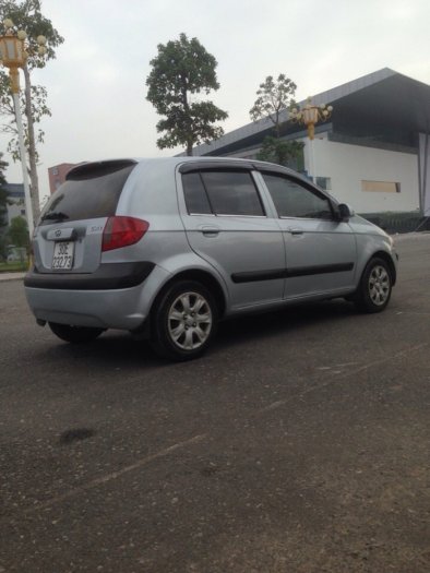 Gia đình cần bán xe hyundai Getz đời 2009, màu bạc, chính chủ, bản đủ