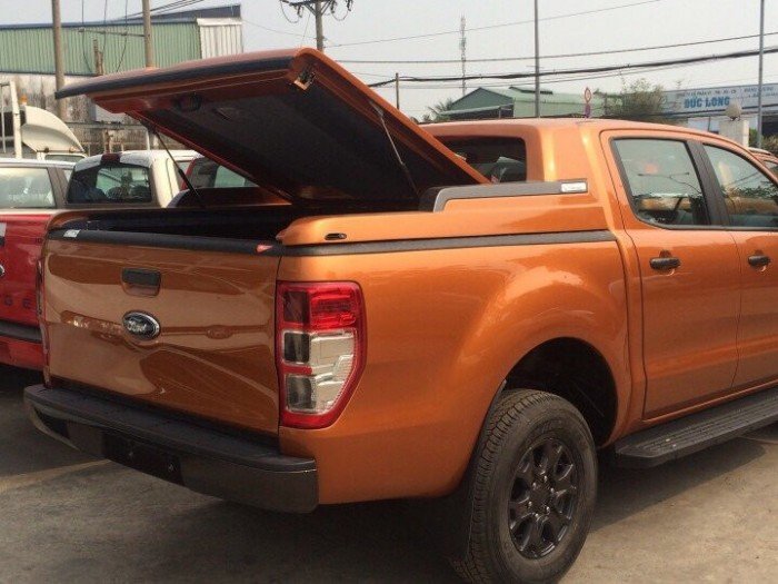 Ford Ranger Wildtrak 2.0L, giao xe toàn miền Nam