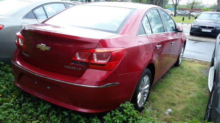 Chevrolet Cruze LT 1.6 2017, màu Đỏ, GIAO NGAY, GIÁ NÀO CŨNG BÁN, hỗ trợ vay 80%