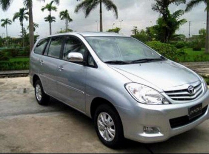 Cho thuê xe inova, everes std tại quận 7.