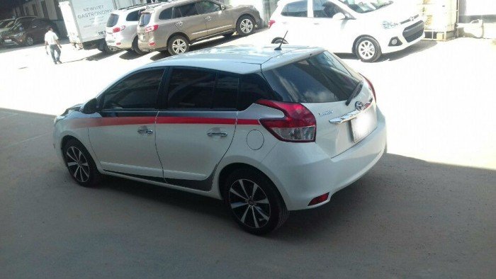 Toyota yaris bản G bstp xe đẹp lung linh