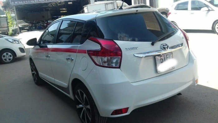 Toyota yaris bản G bstp xe đẹp lung linh