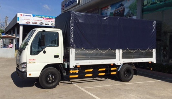 Xe tải nhập ISUZU QKR55H 2,2 tấn dài 4,370m