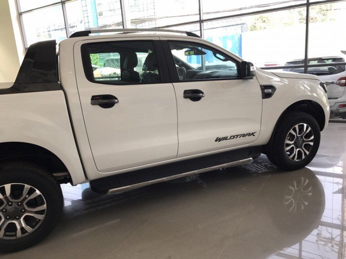 Bán xe Ford Ranger Giao ngay Vay ngân hàng 80% giá trị xe