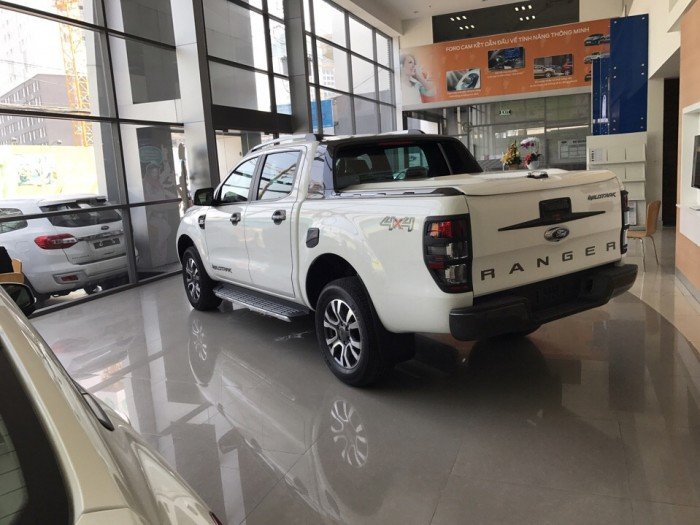 Bán xe Ford Ranger Giao ngay Vay ngân hàng 80% giá trị xe