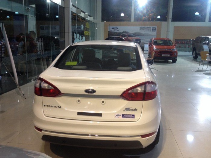 Mua bán xe Ford Fiesta cũ mới giá rẻ toàn quốc hỗ trợ ngân hàng 80%