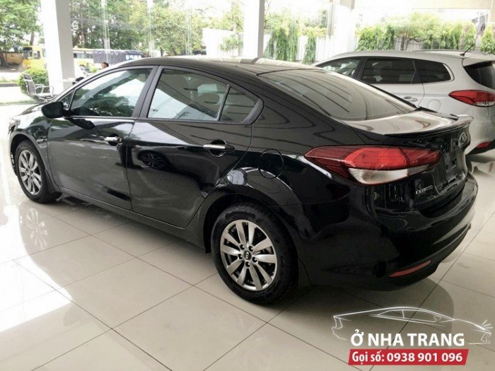 Bán Kia Cerato số sàn 2017 tại Nha Trang