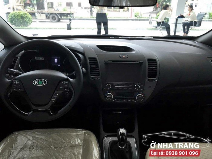 Bán Kia Cerato số sàn 2017 tại Nha Trang