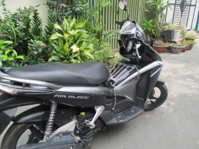 Honda Air Blade ( AB) Phun Xăng Điện Tử Fi, 2k12,màu đen bạc