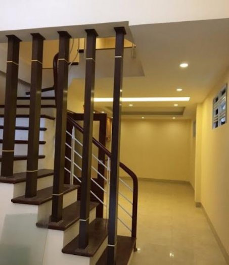 Bán nhà 5 tầng, 40m2, Phùng Khoang - Hà Nội. 2,75 tỷ.