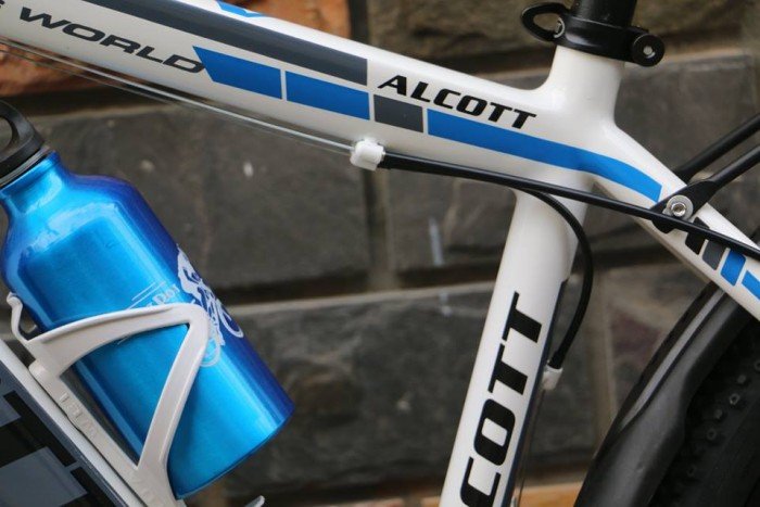 Xe đạp địa hình sườn Thép phủ carbon Alcott Sport world