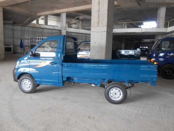 Xe tải nhẹ máy xăng động cơ suzuki tải trọng 900kg, 990kg
