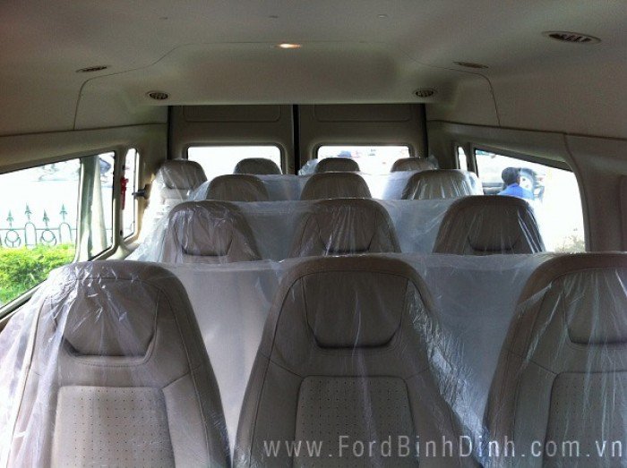 Bán xe 16 chỗ TranSit 2017 trả góp, Ford Transit  Bình Đinh 2018