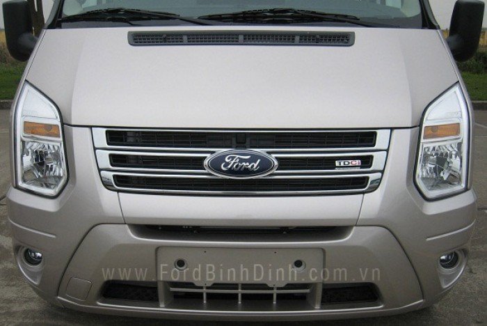 Bán xe 16 chỗ TranSit 2017 trả góp, Ford Transit  Bình Đinh 2018