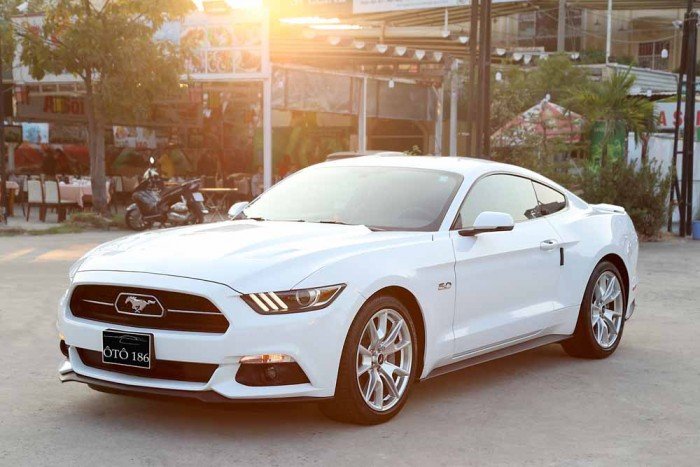 Ford Mustang GT 5.0L V8 50Years Edition...