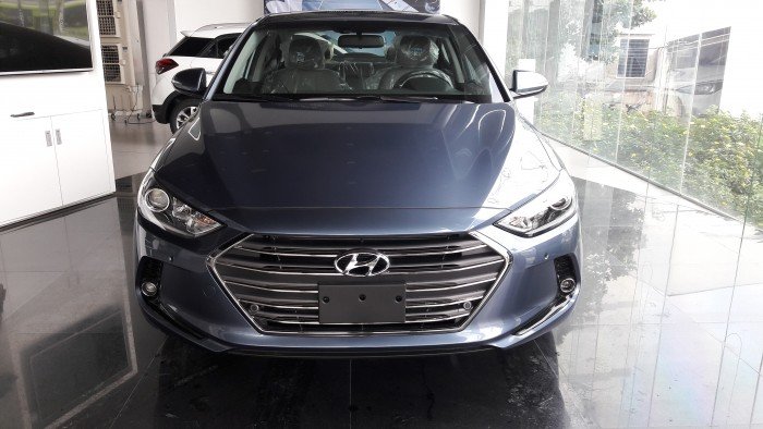 Trả trước từ 90 triệu là nhận ngay ELANTRA 2.0AT XANH ĐÁ sang trọng