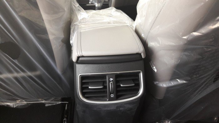Trả trước từ 90 triệu là nhận ngay ELANTRA 2.0AT XANH ĐÁ sang trọng