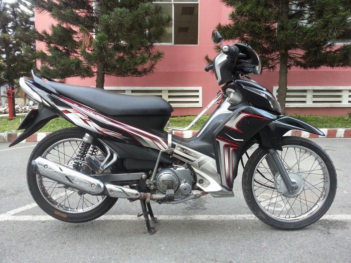 Yamaha Jupiter Gravita RC Edition 2010 Phiên Bản Thể Thao - Nguyên Zin