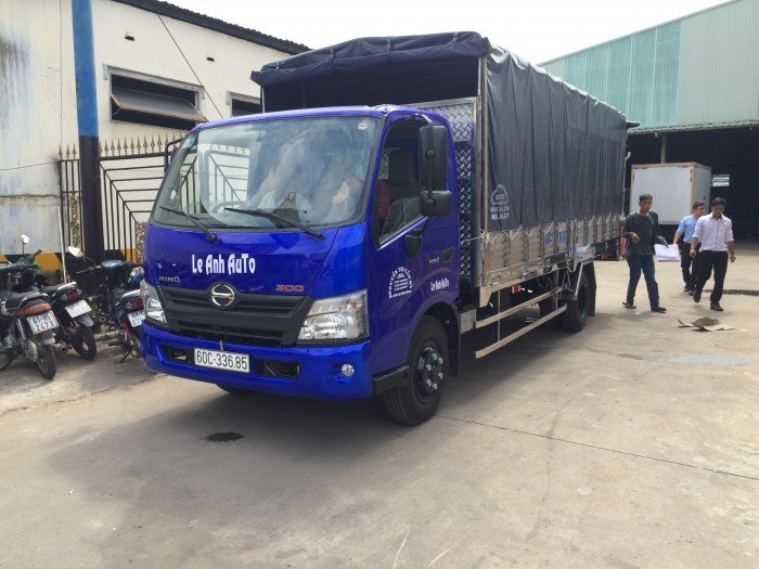 xe tải HINO XZU730L mui bạt 5tấn đời 2017