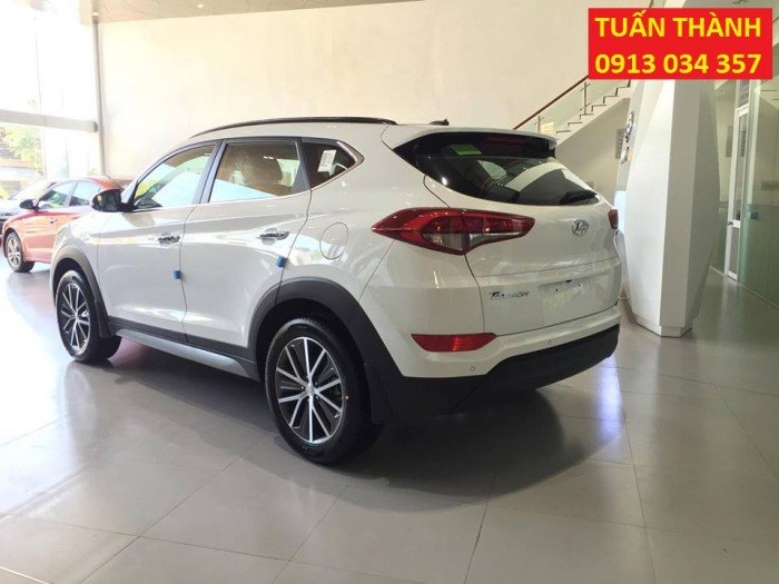 Hyundai Tucson nhập khẩu nguyên chiếc khuyến mãi 40 triệu