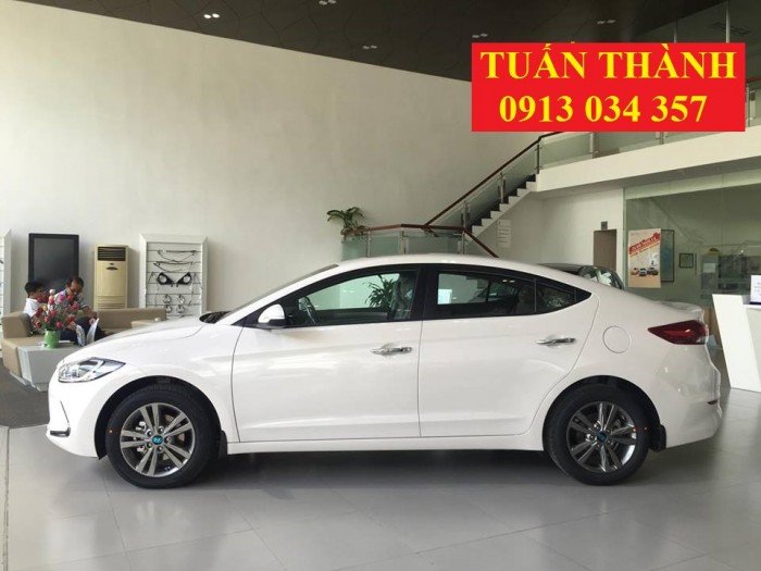 Bán xe Hyundai Elantra khuyến mãi 80 triệu