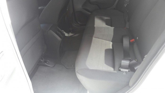 Bán Honda City 1.5AT màu trắng 2017 biển SG 2000km