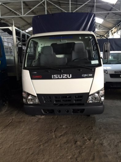 Xe ISUZU 2.2 tấn giá ưu đãi