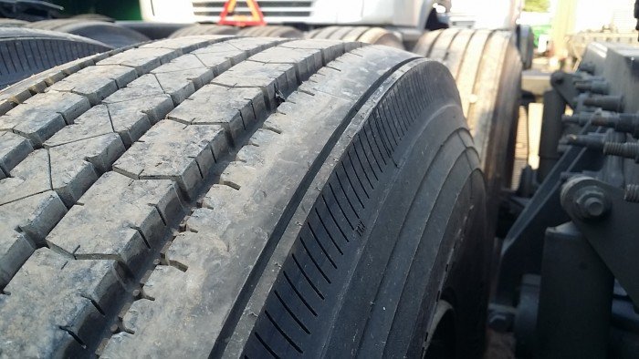Maxxforce 0 giường 2013, maxxfroce 0 giường Hoàng huy vỏ mới 100% Yokohama,xe đầu kéo Daycab 2012