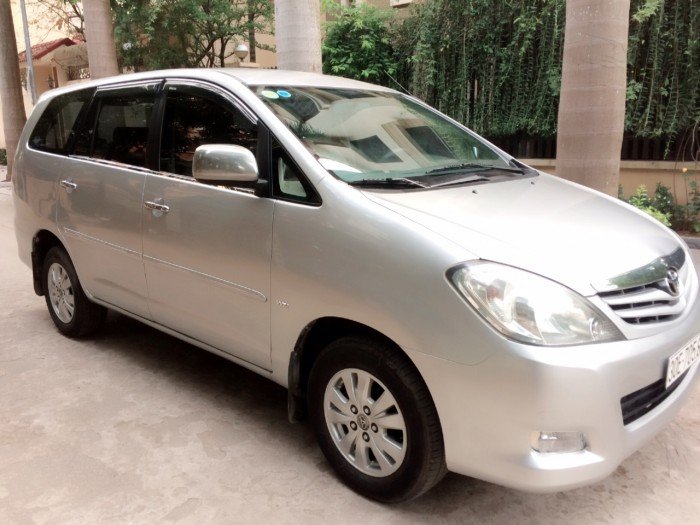 Bán Toyota INNOVA G Xịn đời 2010, màu bạc, chính chủ