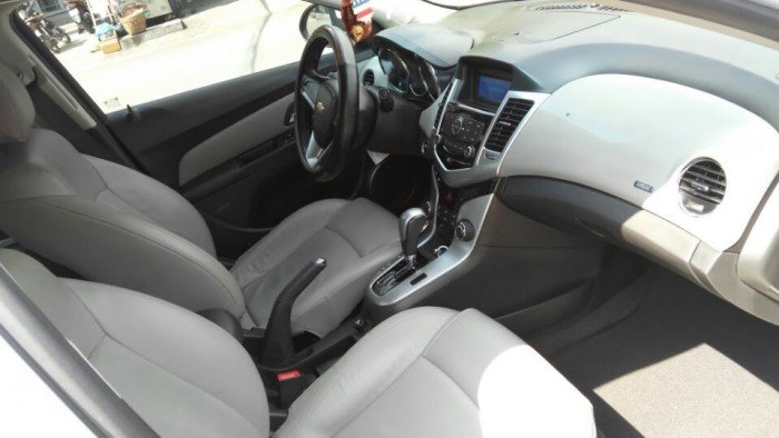 Bán xe cũ 5 chỗ Chevrolet Cruze 1.8 tự động 2013