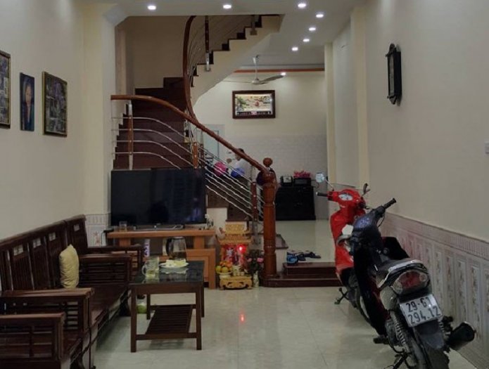 Bán nhà ngõ 120 Yên Lãng, Đống Đa, 30m2 x 4 tầng, 2.9 tỷ