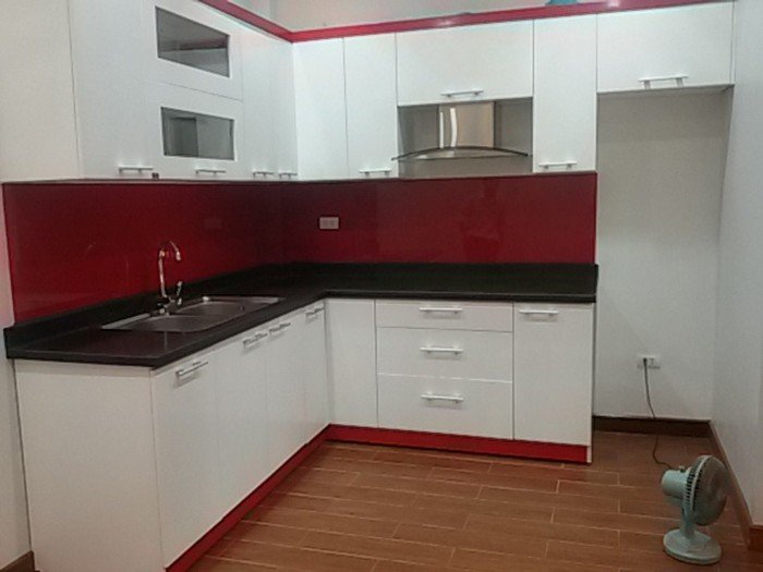 Chính chủ cần bán nhà ngõ 402 Trần Cung dt 35 m2 x 5 t giá 2,65 tỷ