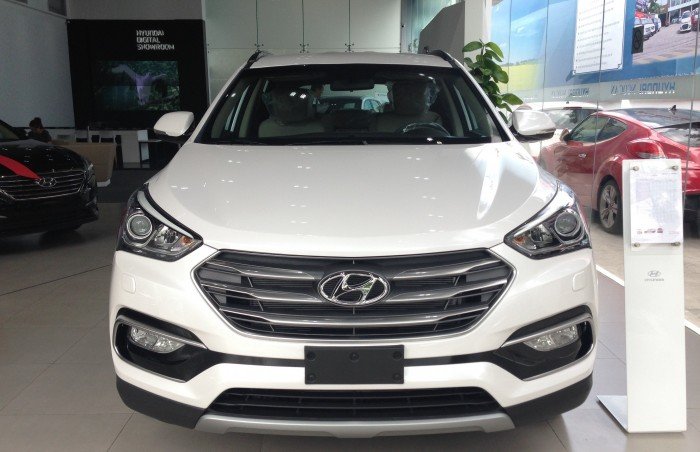 Hyundai Santafe 2.4 Full option mới xuất xưởng, giảm giá lên tới 230 triệu - Hyundai Bà Rịa Vũng Tàu