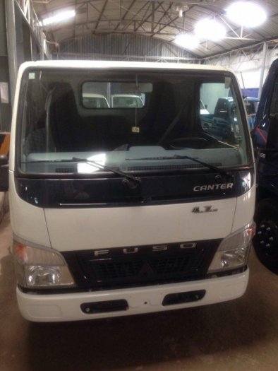 Xe FUSO CANTER 4.7 giá cực tốt