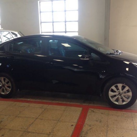 Kia Rio xe nhập khẩu, giá cực mềm, full xe, đủ màu, hỗ trợ trả góp 80%.