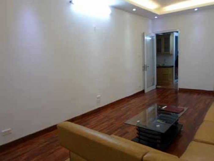 Nhà Lê Thanh Nghị 40m2 5 tầng, kinh doanh, 4.4 tỷ