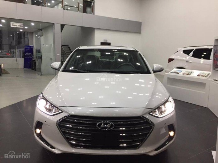 Hyundai Elantra 2017 giảm giá 80 triệu nhiều nhất tại Hyundai Bà Rịa Vũng Tàu