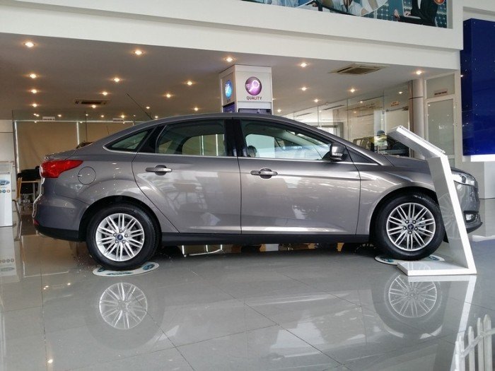 Hà Thành Ford bán Focus Trend 2017 giá tốt nhất thị trường.LH Mr Thắng
