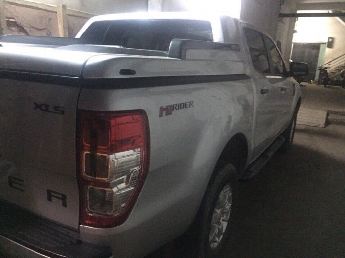 Bán Ford Ranger XLS 4x2 MT sx 2014 có trang bị thùng